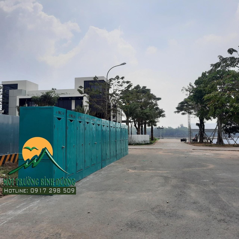 thuê buồng vệ sinh công cộng 