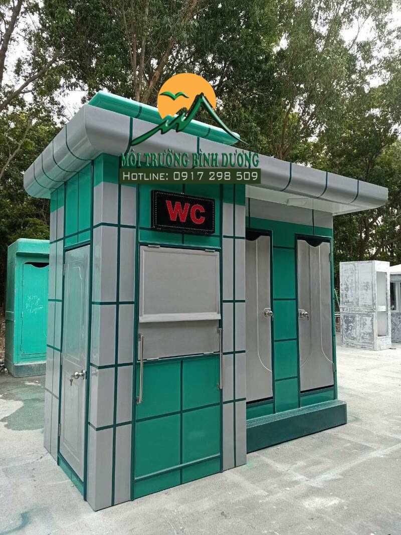 toilet di động 