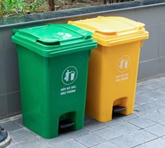 Thùng Rác Đạp Chân 60L Giá Sỉ | Nhựa HDPE Siêu Bền, Nắp Kín Ngăn Mùi